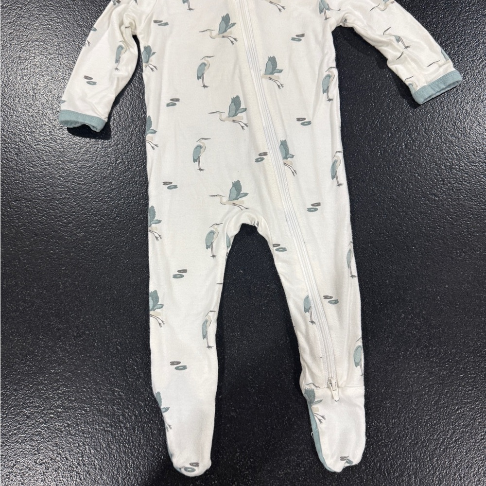 Kyte BABY White and Blue Bird Print Footie